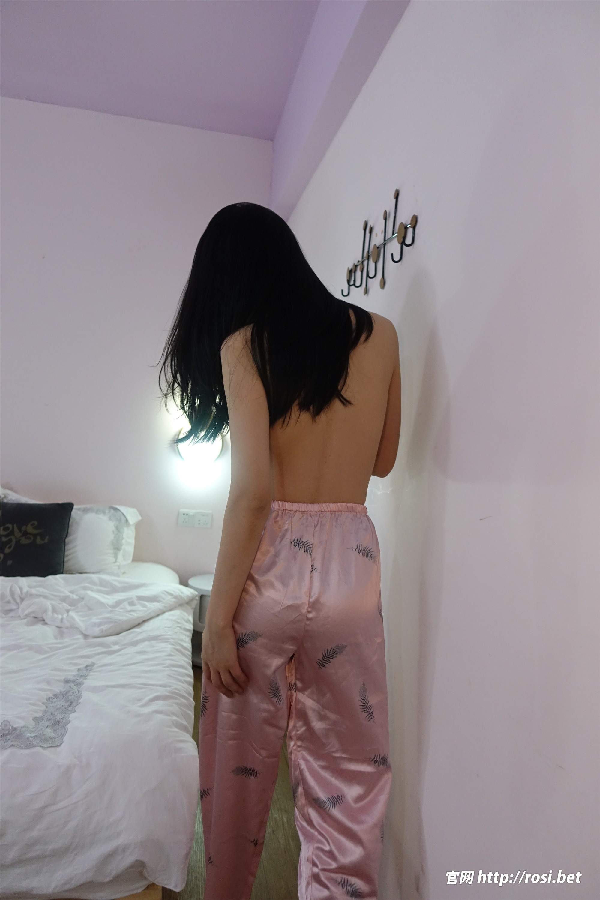 ROSI写真 2024.08.01 NO.4623